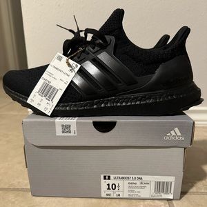 Adidas Ultraboost 5 DNA shoes